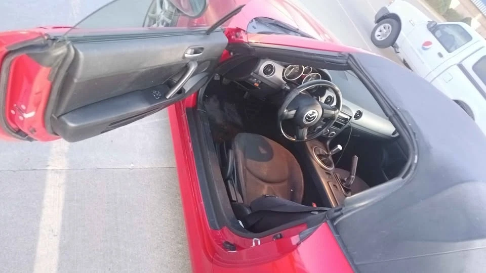 2012 Mazda NC MX-5 Miata - Image 8 of 19