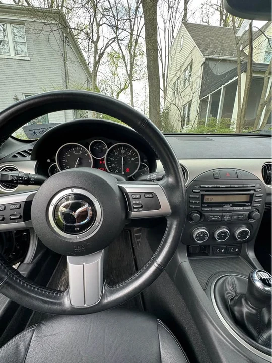 2012 Mazda NC MX-5 Miata - Image 4 of 8