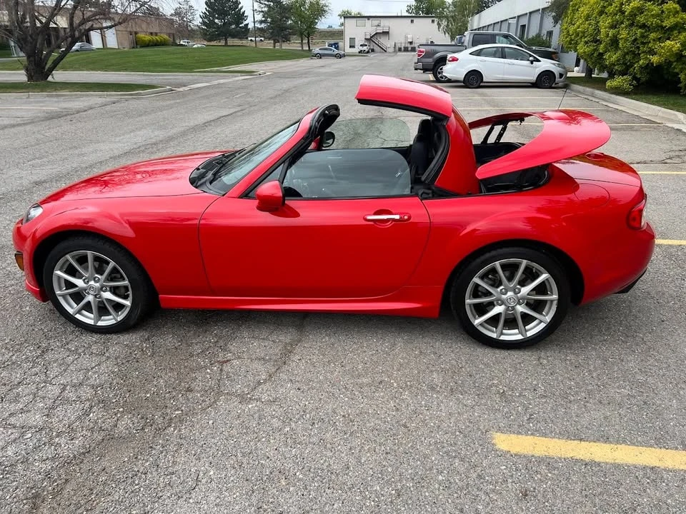 2012 Mazda NC MX-5 Miata - Image 7 of 17