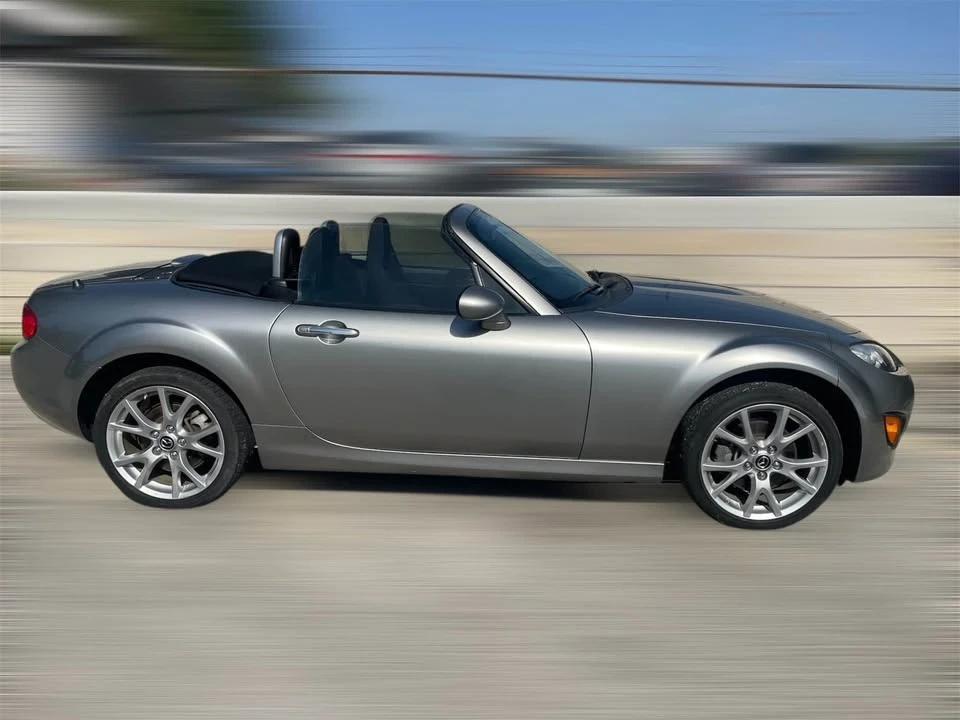 2012 Mazda NC MX-5 Miata - Image 4 of 15