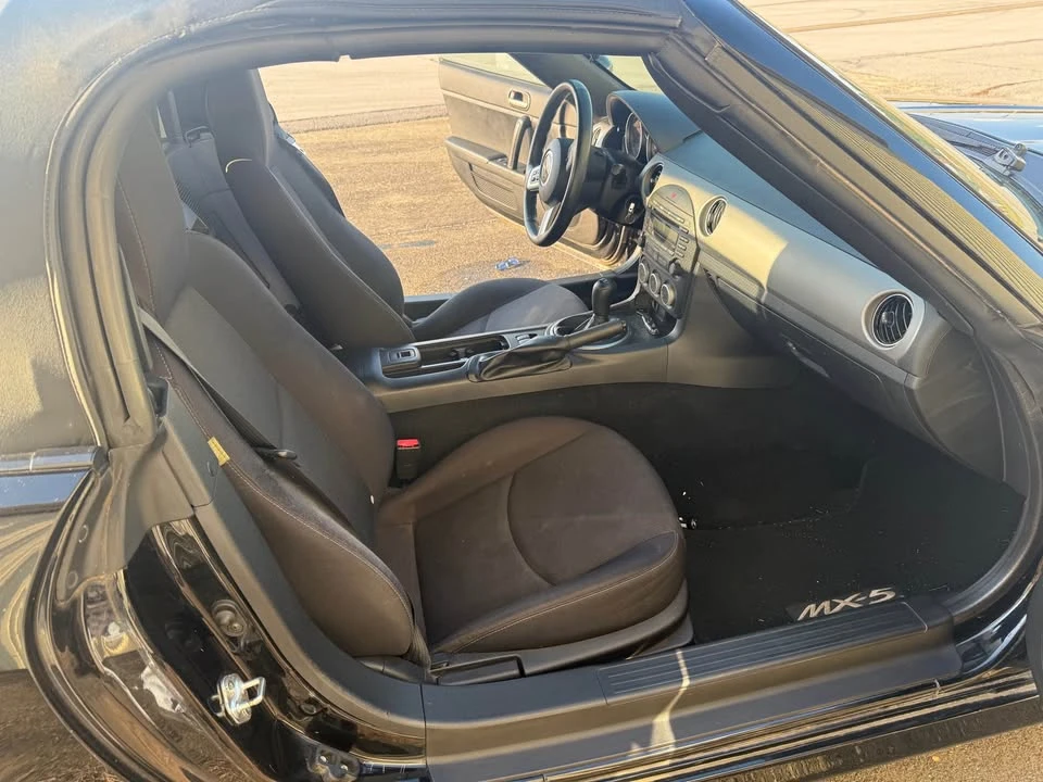 2012 Mazda NC MX-5 Miata - Image 5 of 10
