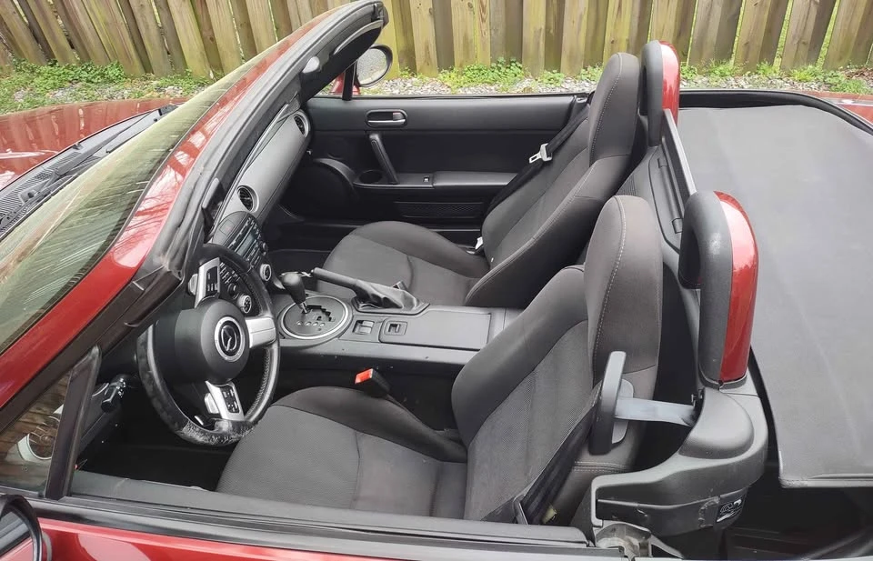2012 Mazda NC MX-5 Miata - Image 6 of 8