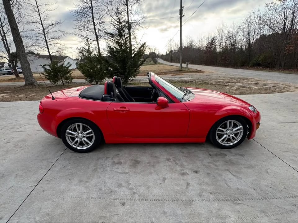 2012 Mazda NC MX-5 Miata - Image 10 of 17