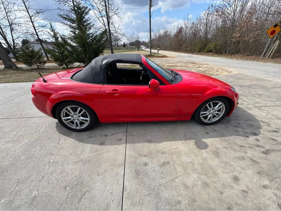 2012 Mazda NC MX-5 Miata - Image 4 of 17