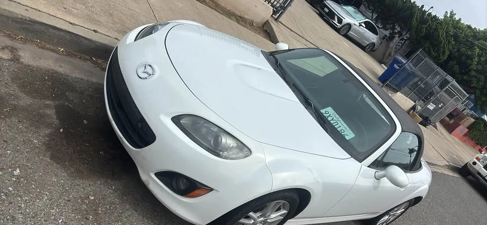 2012 Mazda NC MX-5 Miata - Image 4 of 4