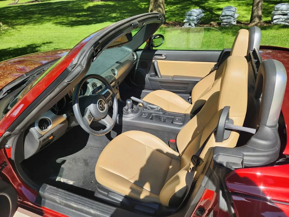 2012 Mazda NC MX-5 Miata - Image 5 of 6