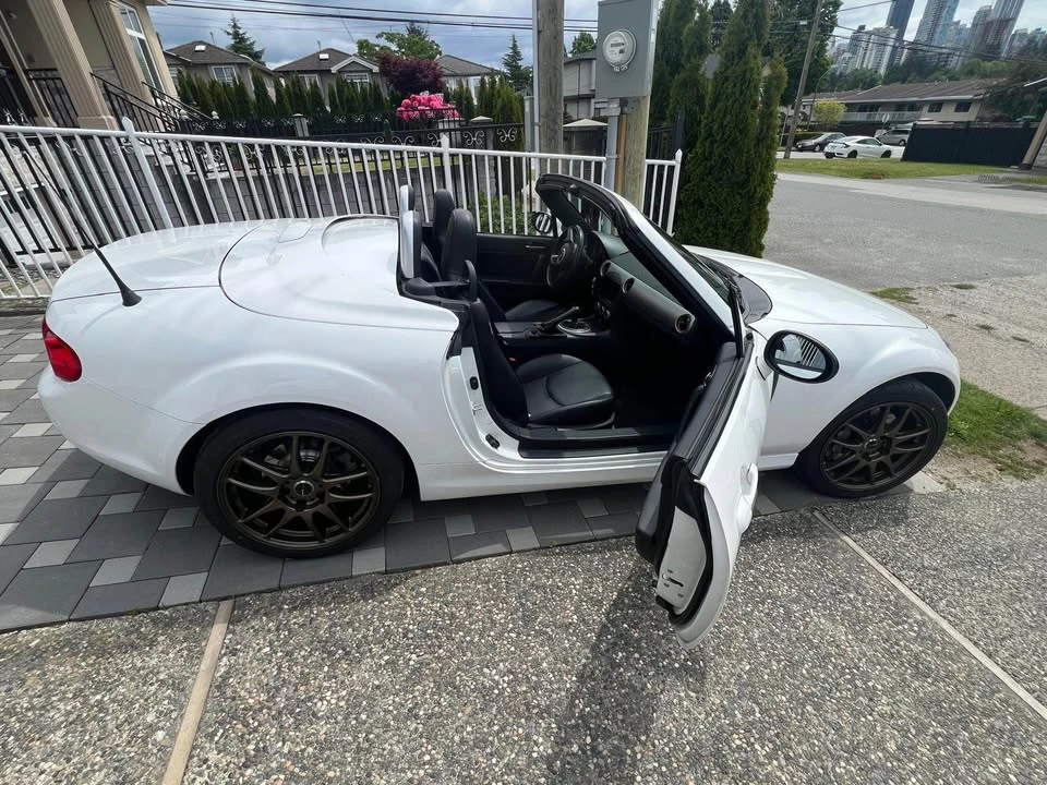 2012 Mazda NC MX-5 Miata - Image 4 of 9