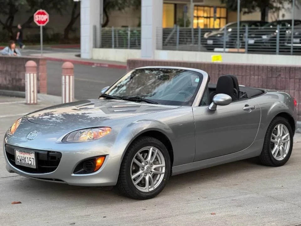2012 Mazda NC MX-5 Miata - Image 2 of 20