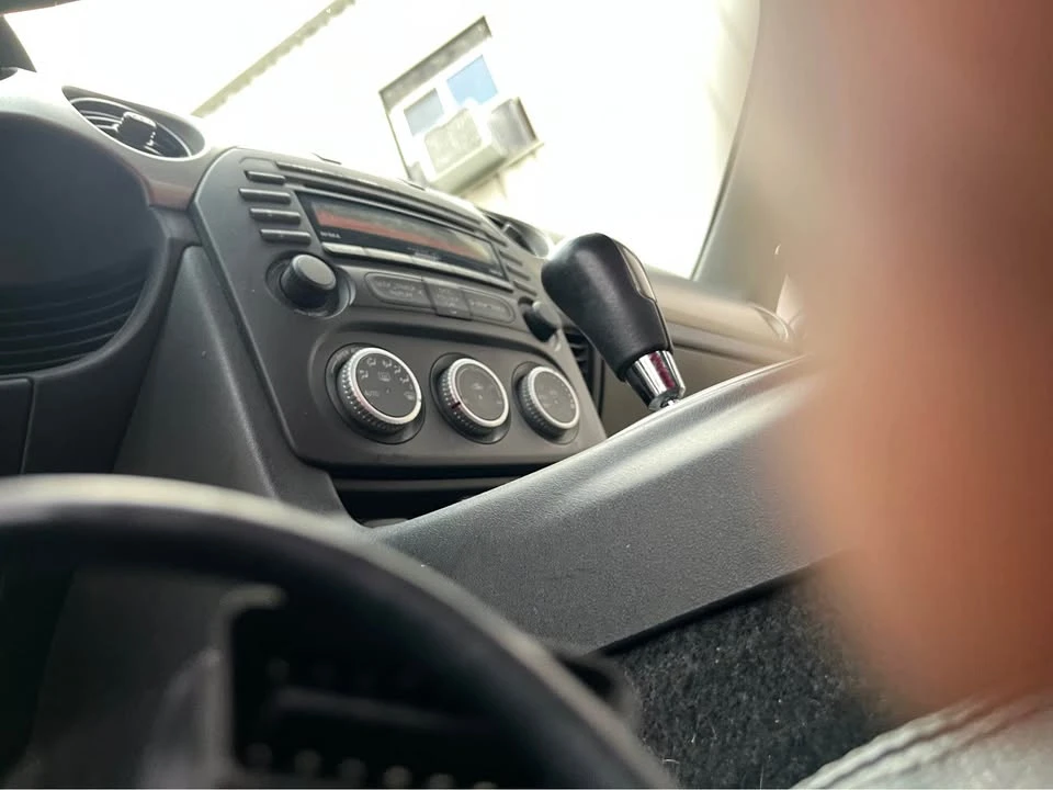 2012 Mazda NC MX-5 Miata - Image 14 of 17