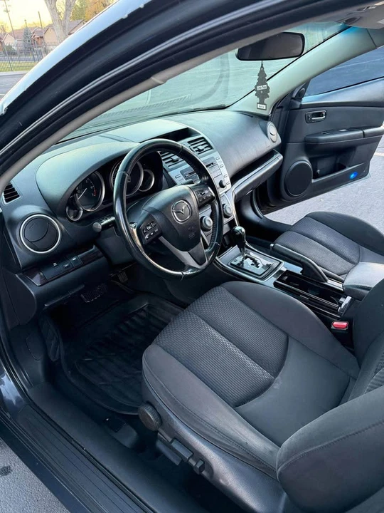 2012 Mazda - Image 7 of 9