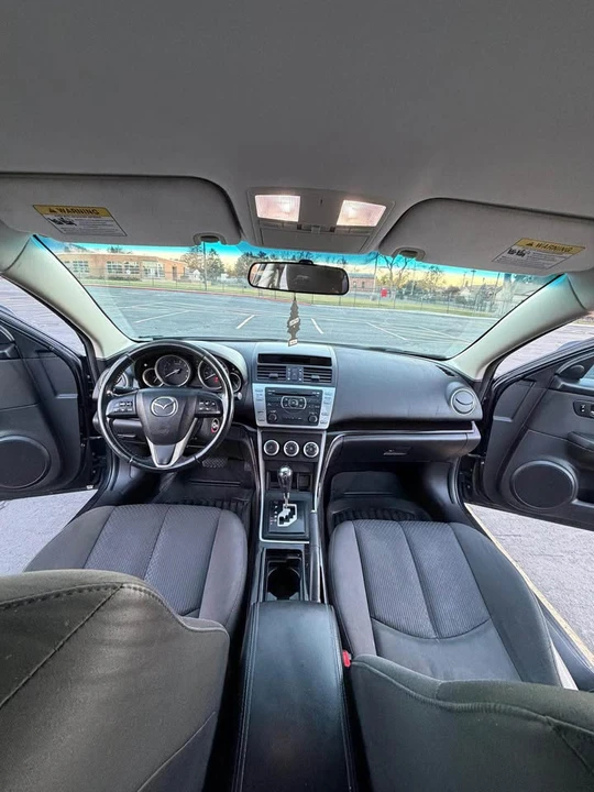 2012 Mazda - Image 8 of 9