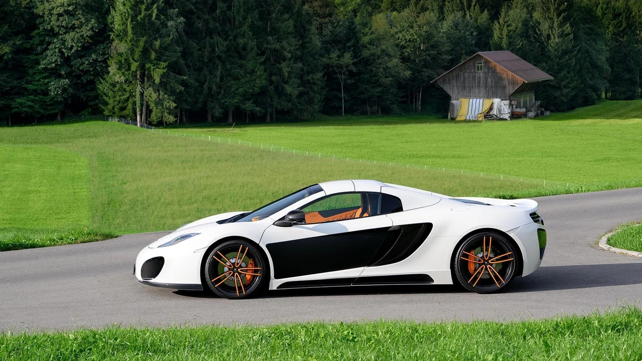 2012 McLaren MP4-12C Spider - Image 4 of 31