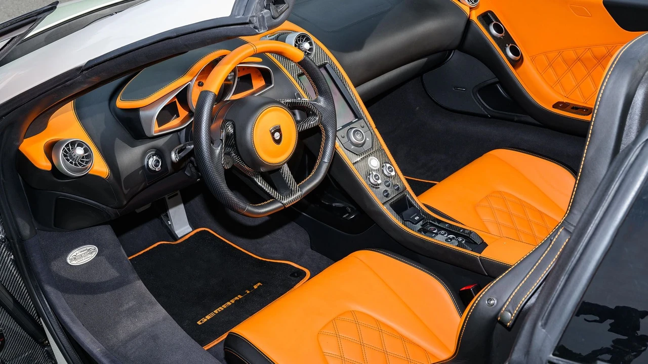 2012 McLaren MP4-12C Spider - Image 7 of 31
