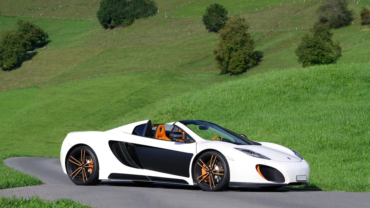 2012 McLaren MP4-12C Spider - Image 13 of 31