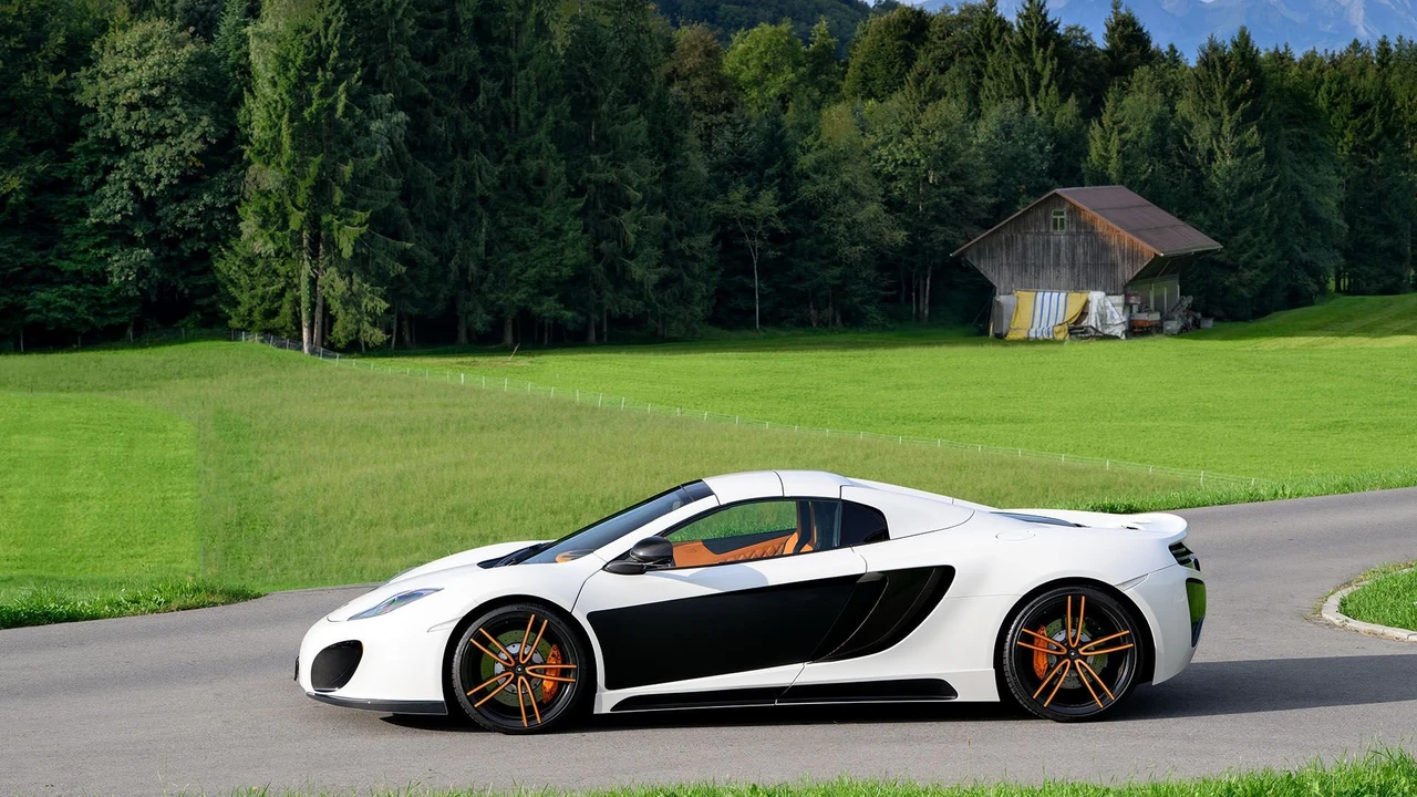2012 McLaren MP4-12C Spider - Image 16 of 31