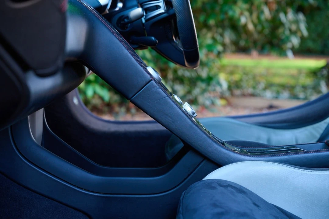 2012 McLaren MP4-12C - Image 30 of 30