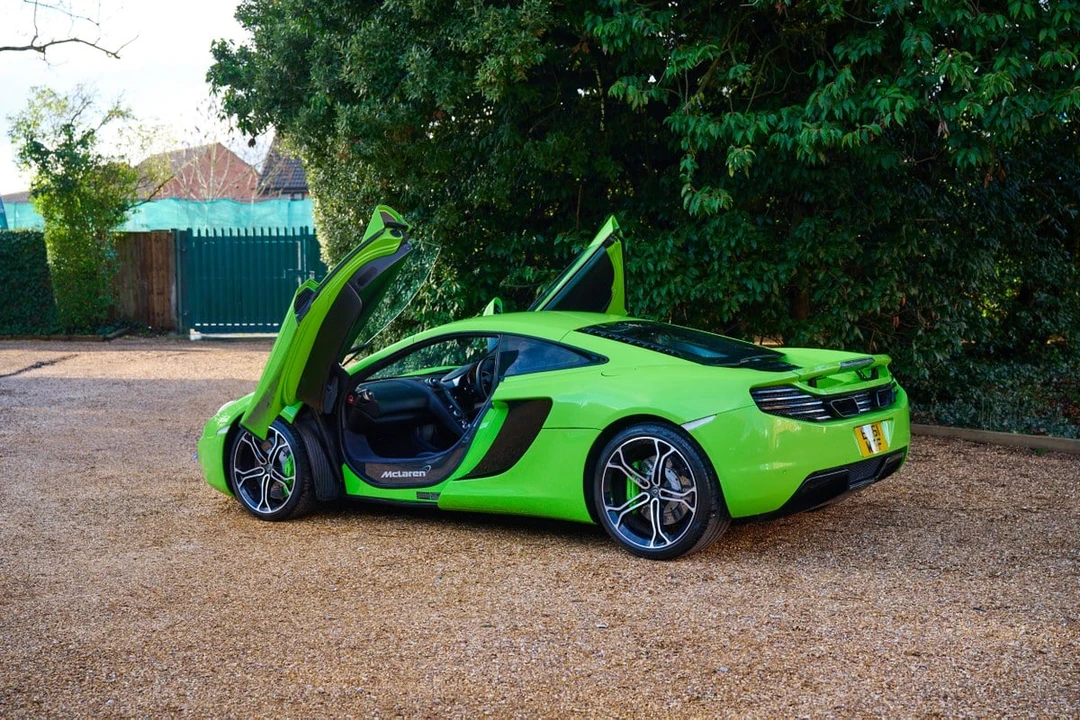 2012 McLaren MP4-12C - Image 16 of 30
