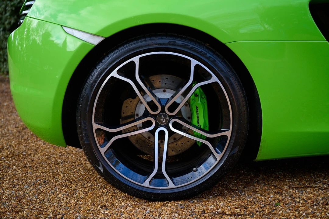 2012 McLaren MP4-12C - Image 23 of 30