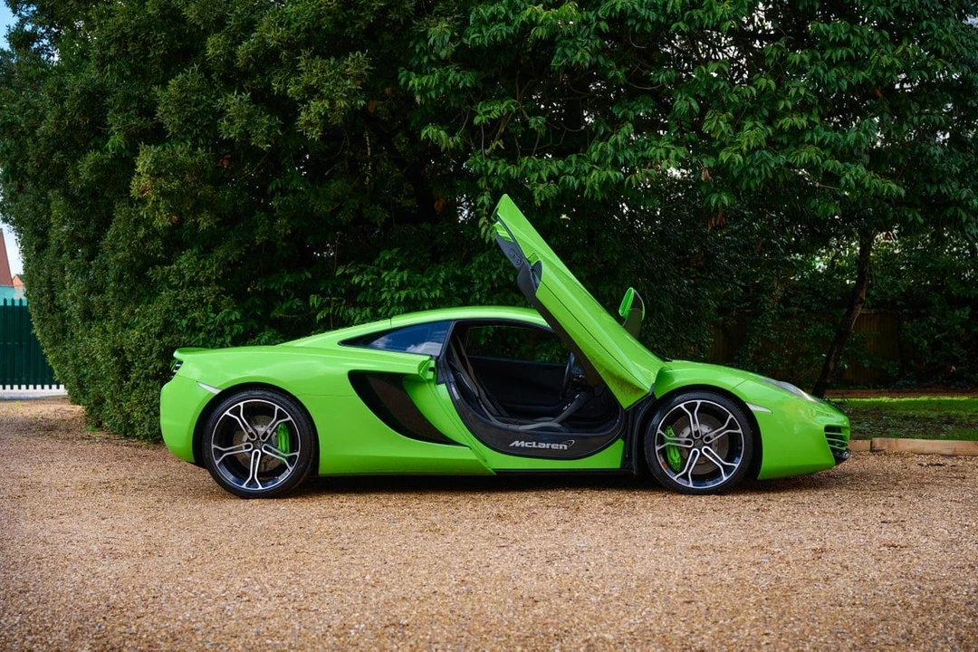 2012 McLaren MP4-12C - Image 9 of 30