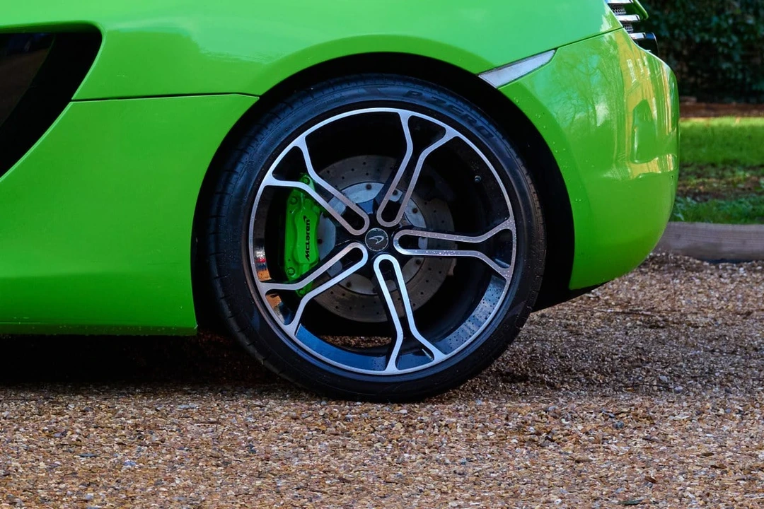 2012 McLaren MP4-12C - Image 24 of 30