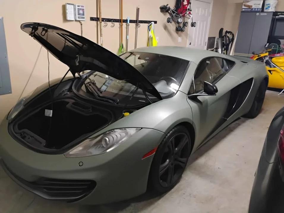 2012 McLaren MP4-12C - Image 3 of 5