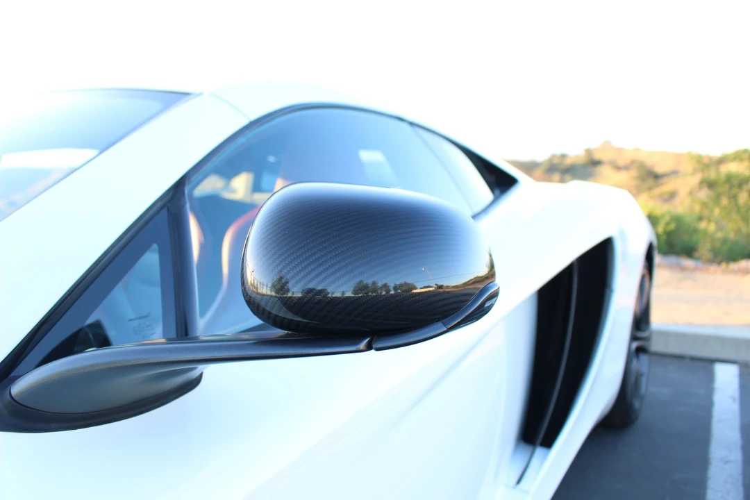 2012 McLaren MP4-12C - Image 8 of 22