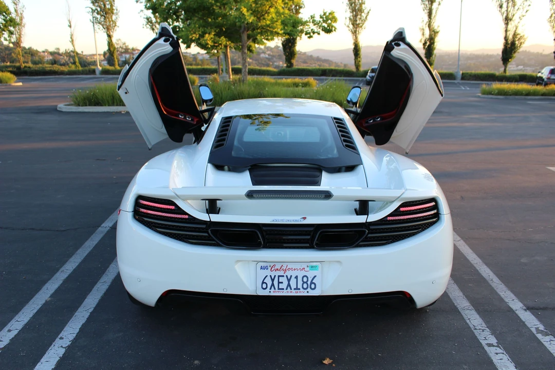 2012 McLaren MP4-12C - Image 4 of 22