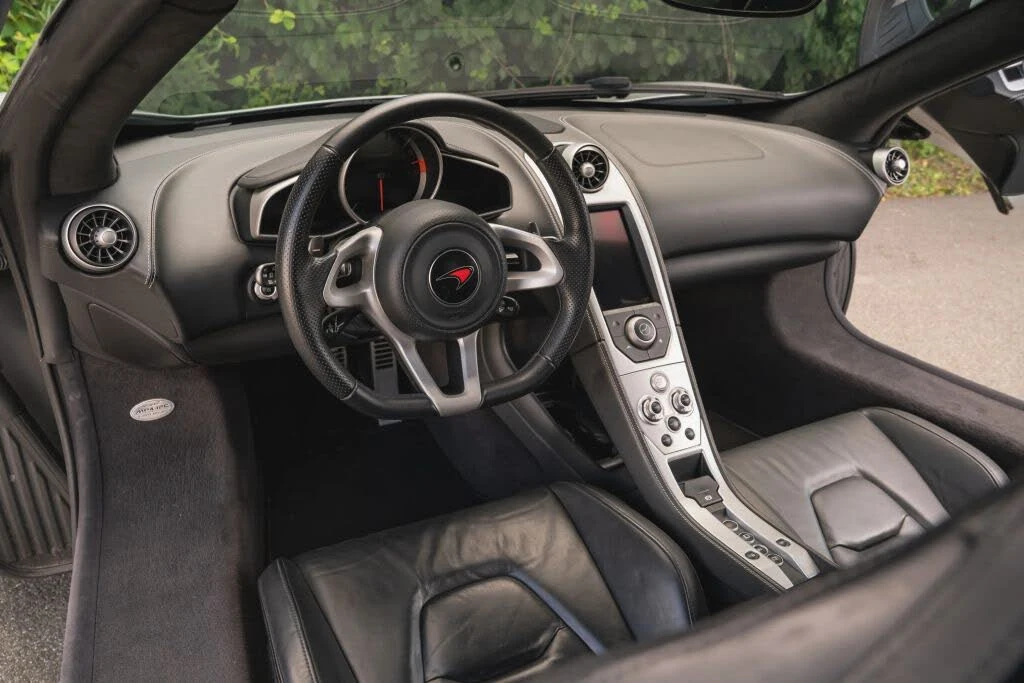 2012 McLaren MP4-12C - Image 19 of 31