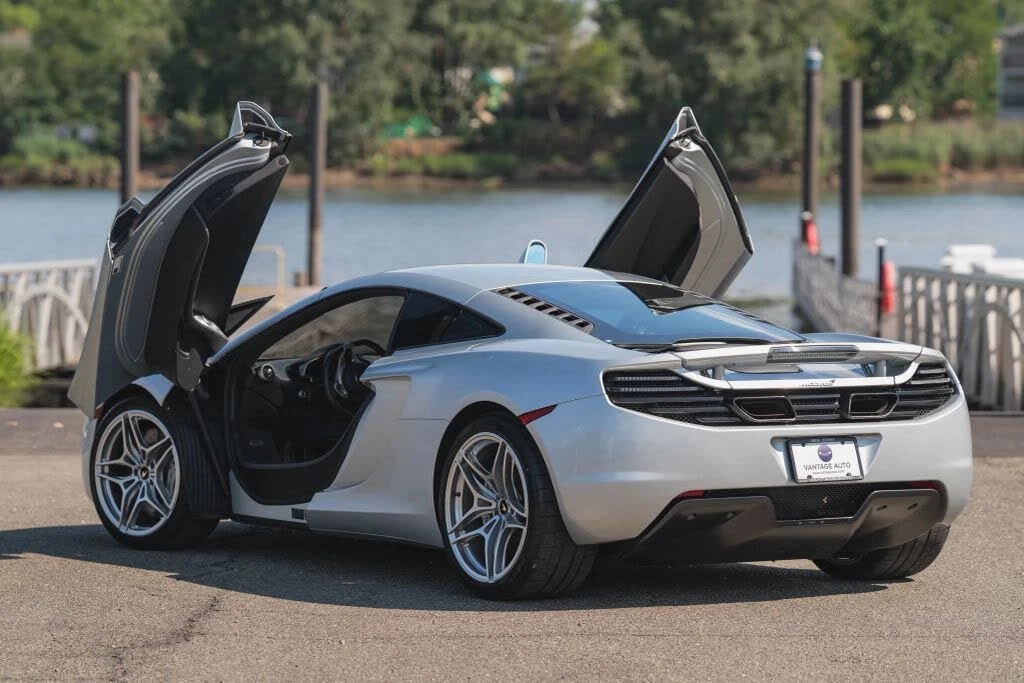 2012 McLaren MP4-12C - Image 17 of 31