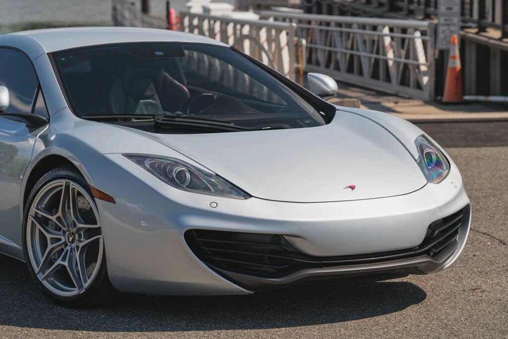 2012 McLaren MP4-12C - Image 27 of 31