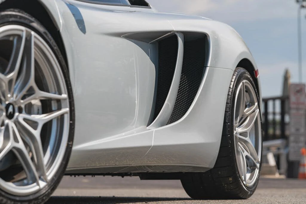 2012 McLaren MP4-12C - Image 24 of 31