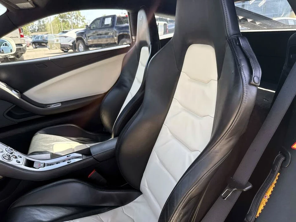 2012 McLaren MP4-12C - Image 16 of 23