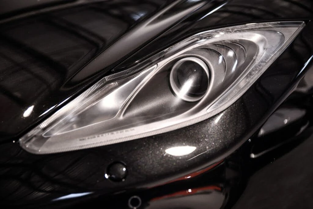 2012 McLaren MP4-12C - Image 15 of 31
