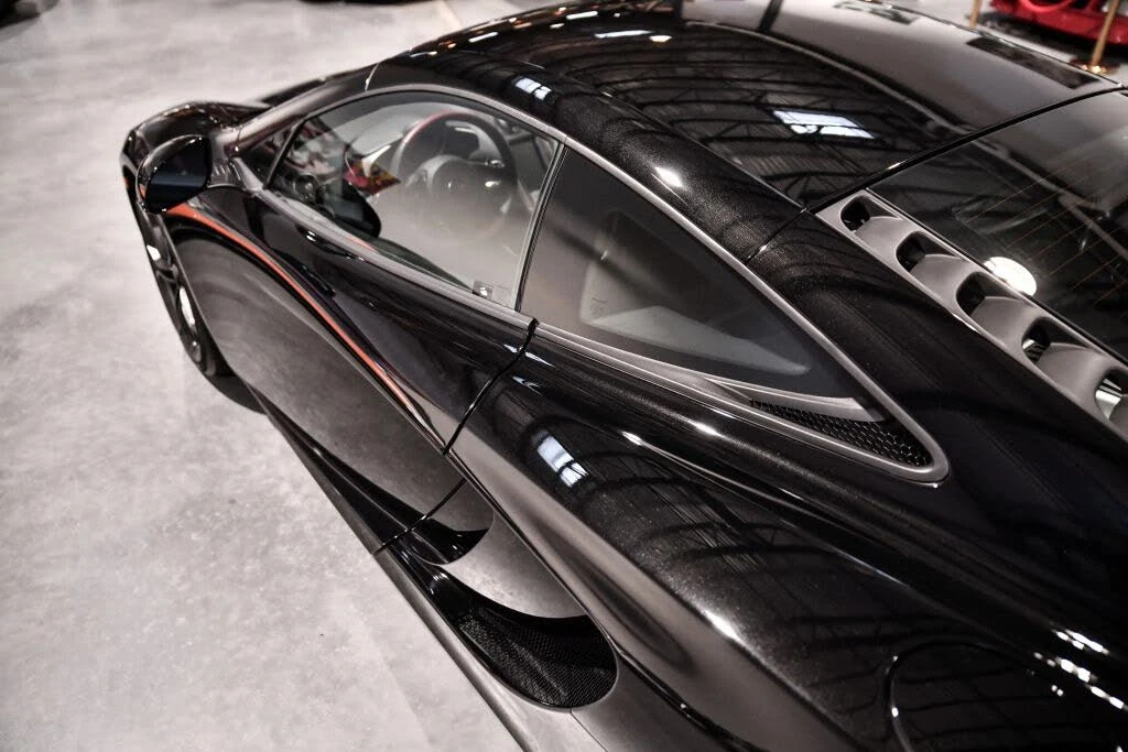 2012 McLaren MP4-12C - Image 25 of 31