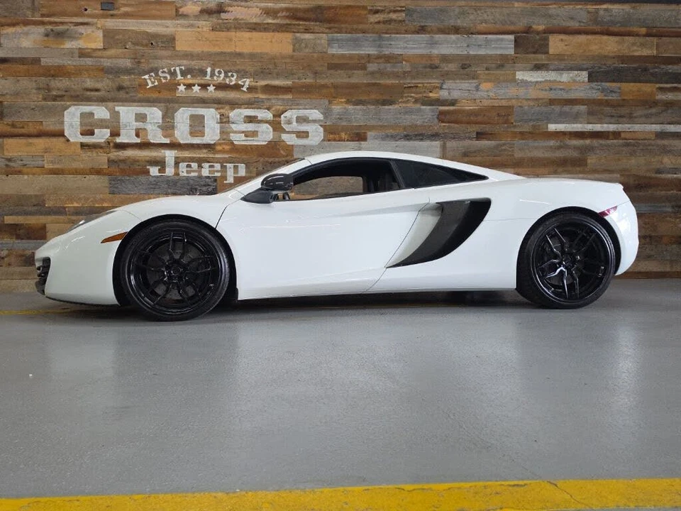 2012 McLaren MP4-12C - Image 14 of 14