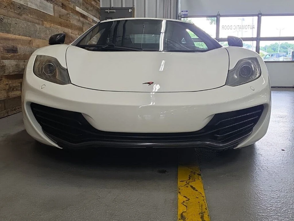 2012 McLaren MP4-12C - Image 3 of 14