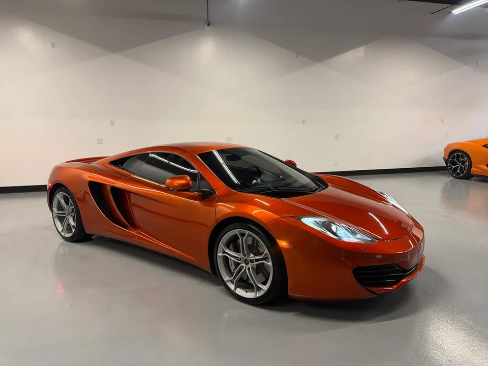 2012 McLaren MP4-12C - Image 13 of 31
