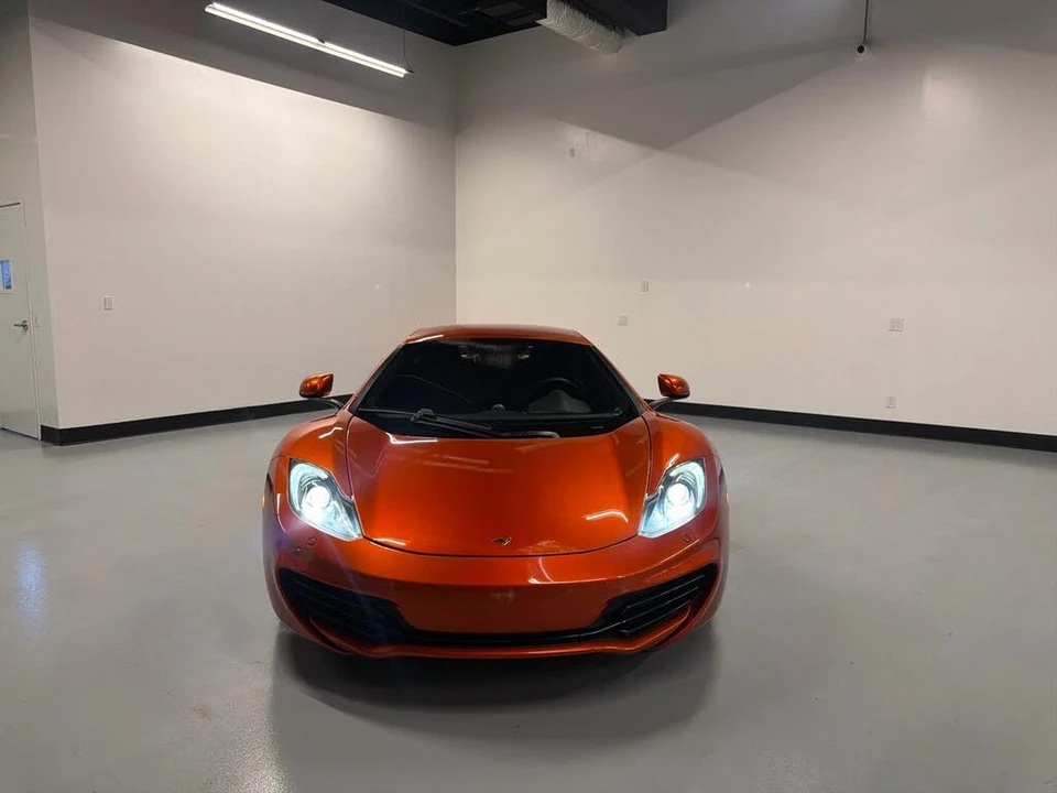 2012 McLaren MP4-12C - Image 14 of 31