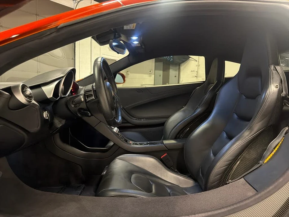 2012 McLaren MP4-12C - Image 21 of 31