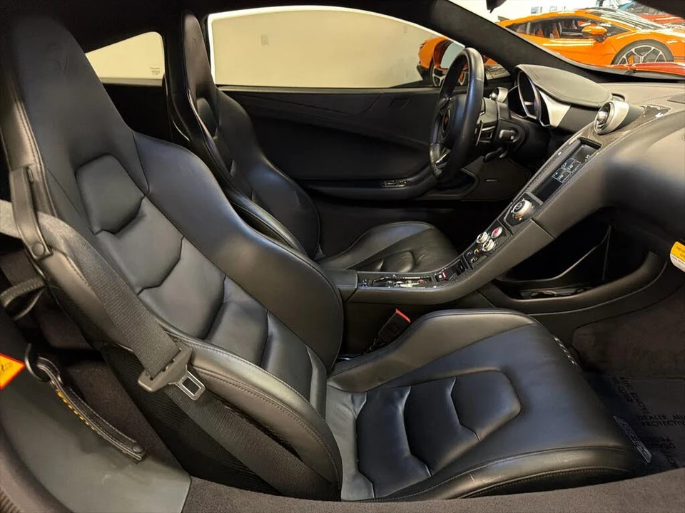 2012 McLaren MP4-12C - Image 27 of 31