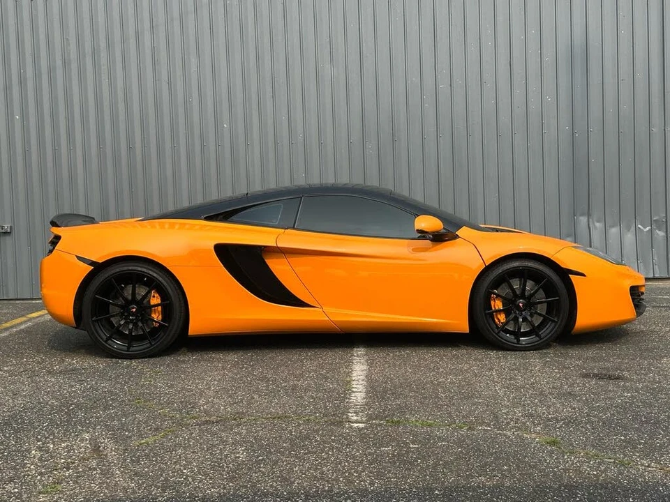 2012 McLaren MP4-12C - Image 6 of 6