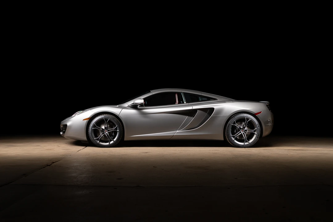 2012 McLaren MP4-12C - Image 7 of 31