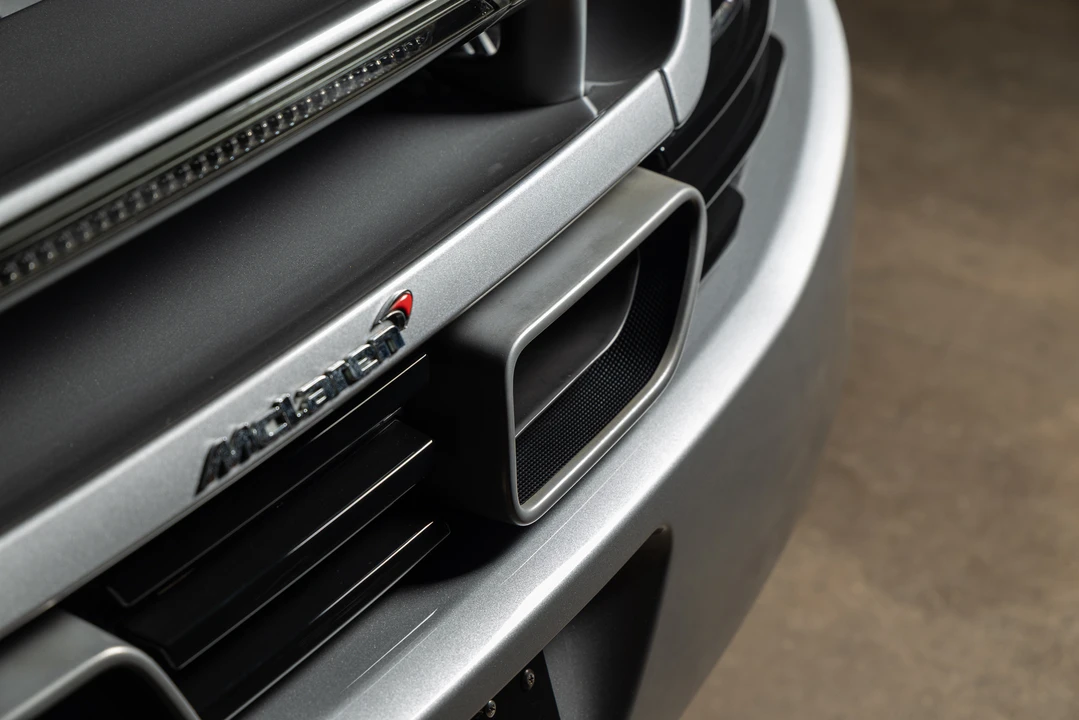 2012 McLaren MP4-12C - Image 17 of 31