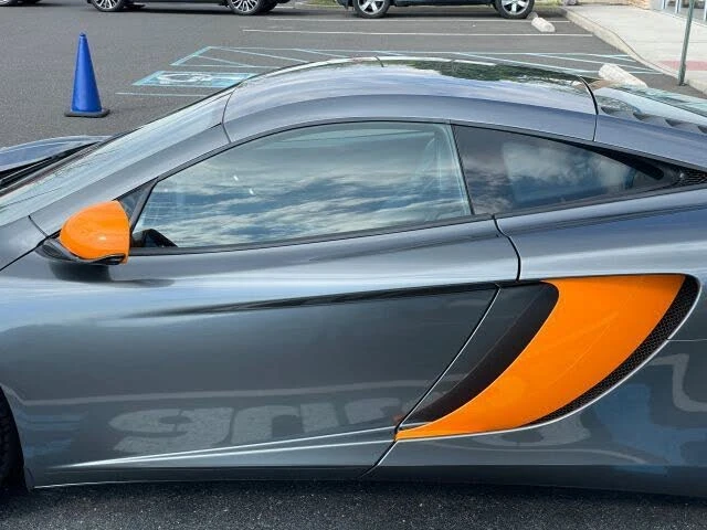 2012 McLaren MP4-12C - Image 15 of 31