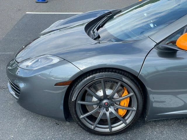 2012 McLaren MP4-12C - Image 14 of 31