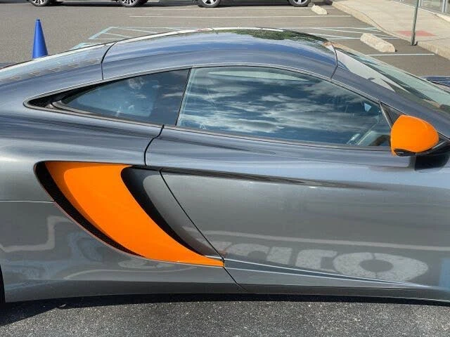2012 McLaren MP4-12C - Image 20 of 31