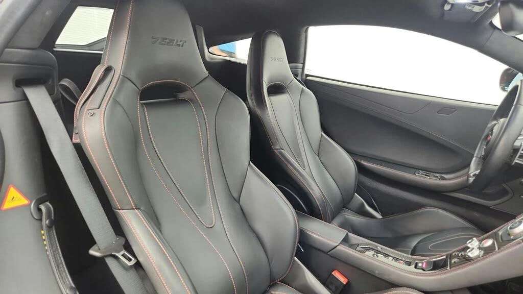 2012 McLaren MP4-12C - Image 28 of 31
