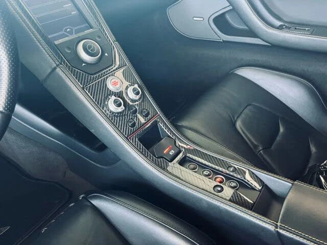 2012 McLaren MP4-12C - Image 24 of 31