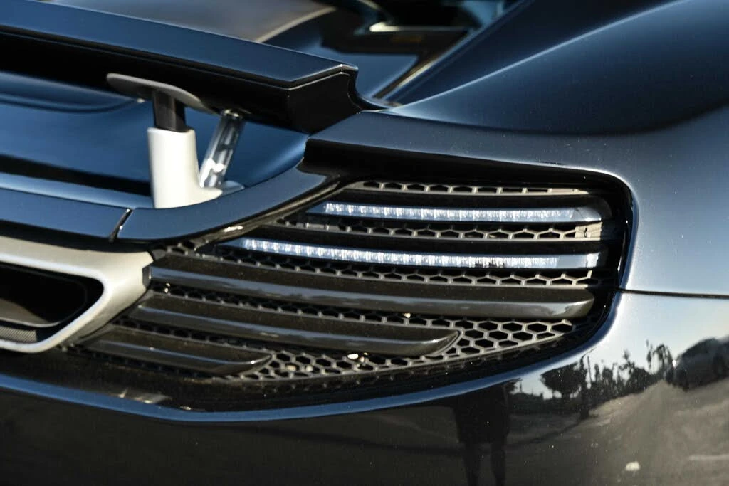2012 McLaren MP4-12C - Image 22 of 31