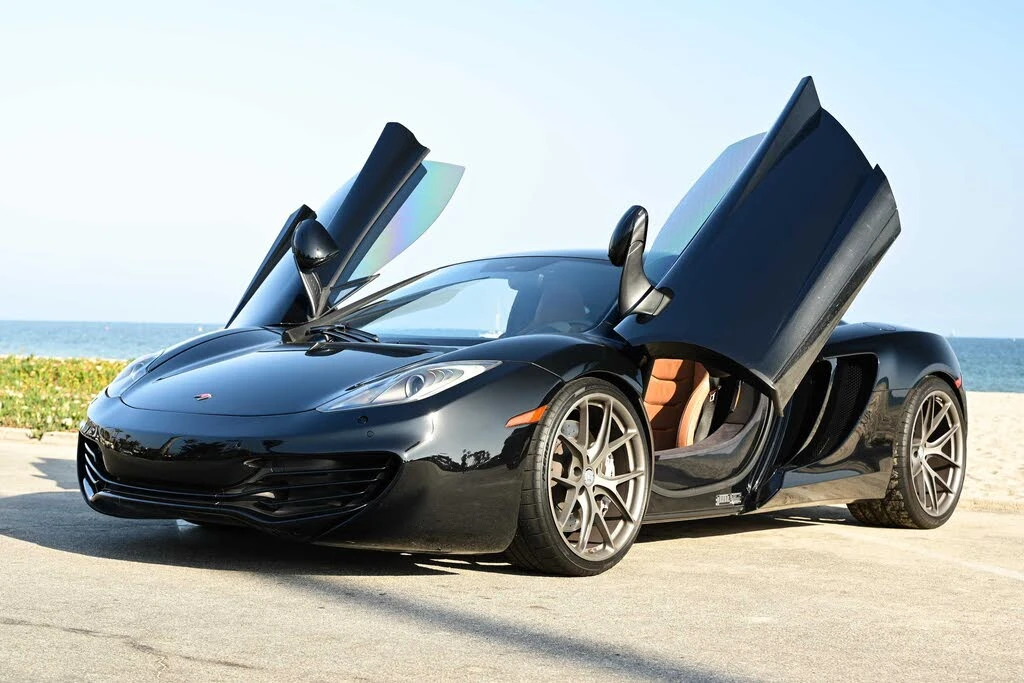 2012 McLaren MP4-12C - Image 17 of 31